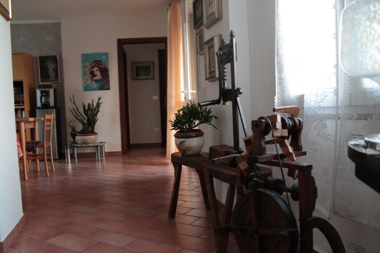 Le Ruote Bed & Breakfast Vezzano sul Crostolo Exterior photo