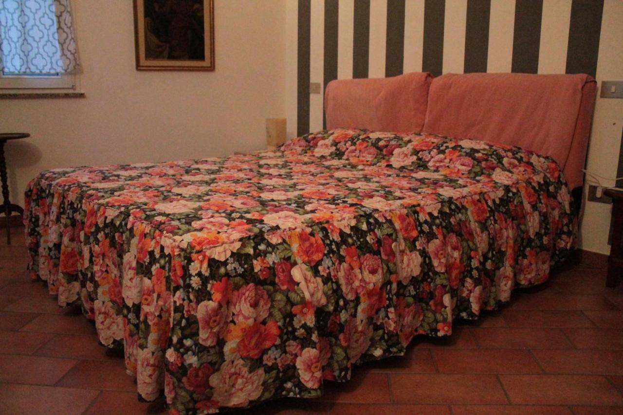 Le Ruote Bed & Breakfast Vezzano sul Crostolo Exterior photo